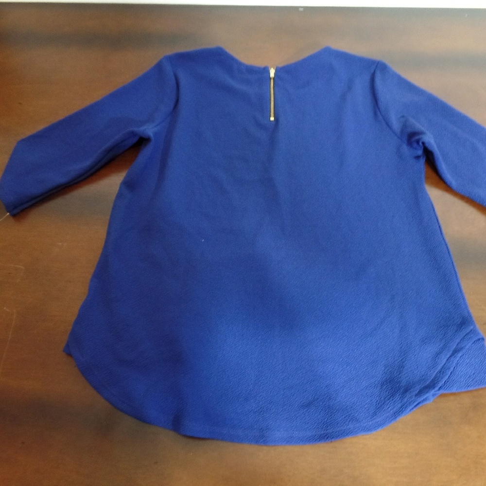 Tops" - Picture 2 of 3